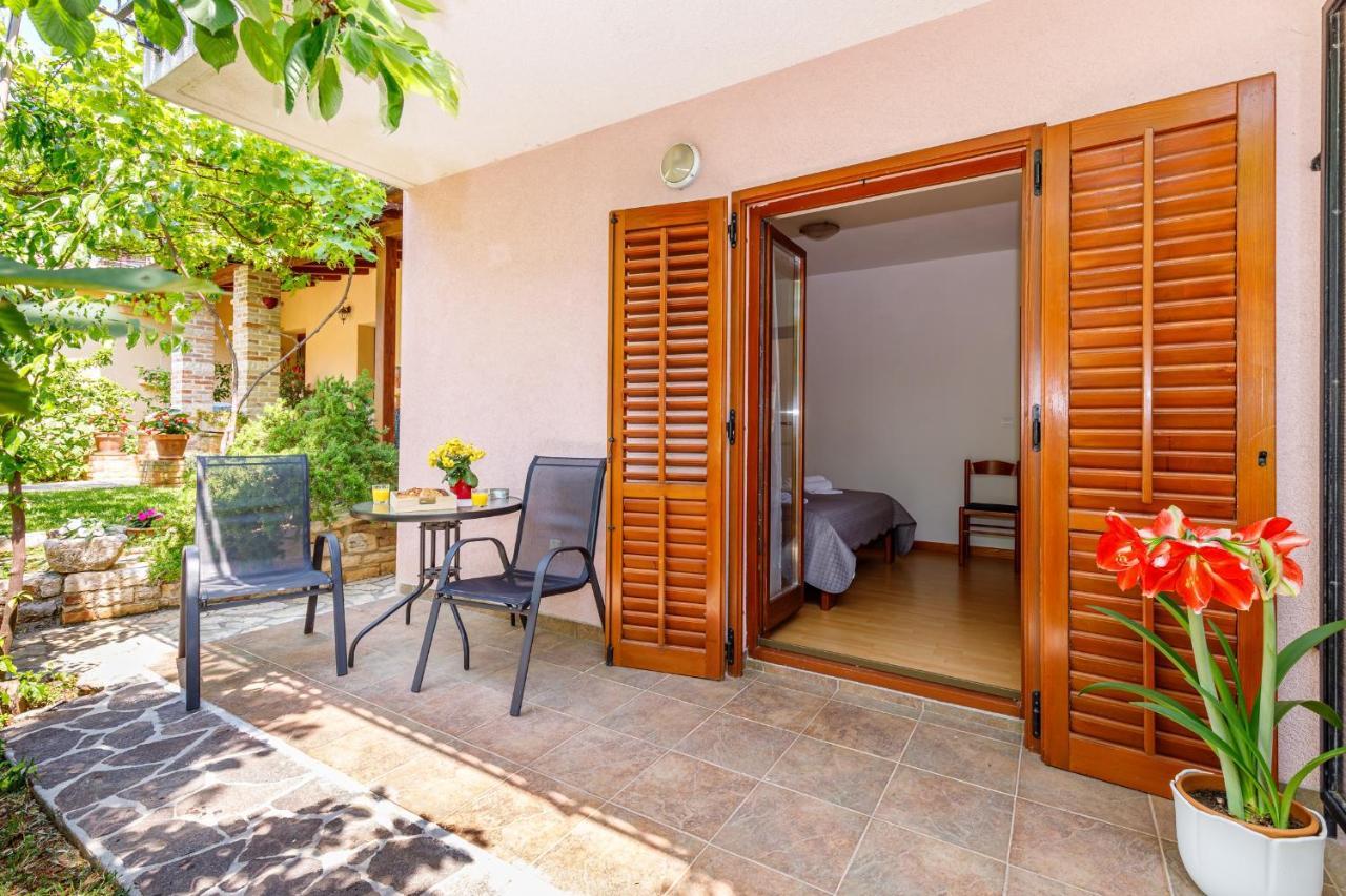 Apartments Lavanda Rovinj Exterior foto